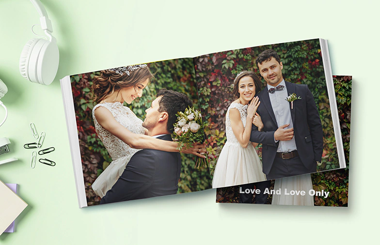Snapshot Photo Book