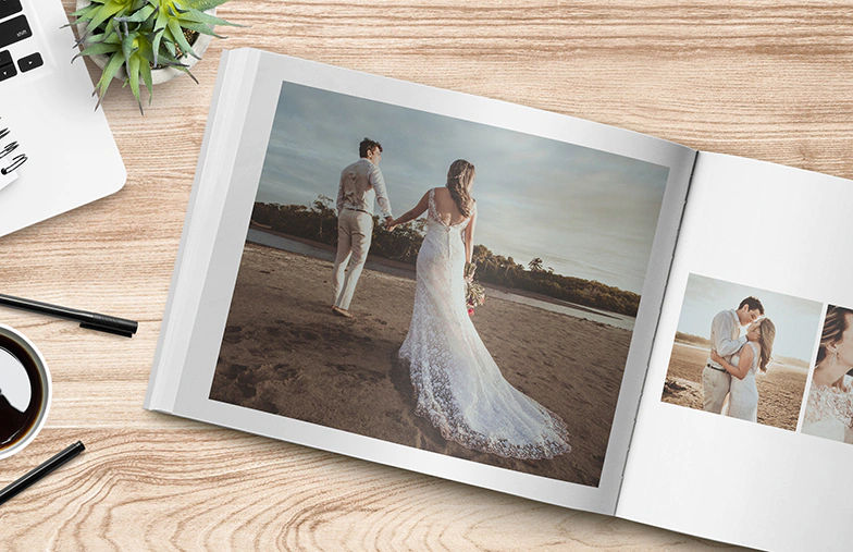 Snapshot Photo Book